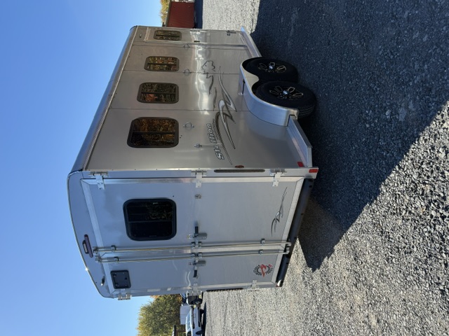 2027 Homesteader 316SB 3 Horse Slant Load Horse Trailer — Stock #3328 — photo 4