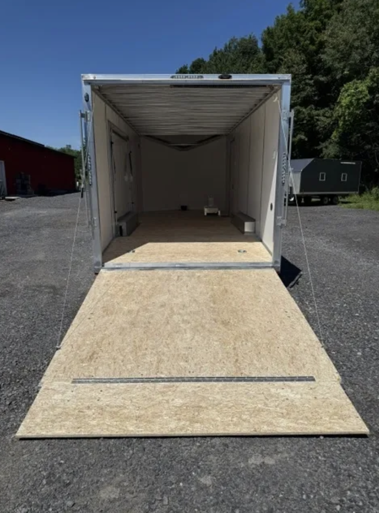 2027 Lightning All Aluminum 8.5 x 20TA Enclosed Trailer 7' Interior Height — Stock #3140 — photo 7