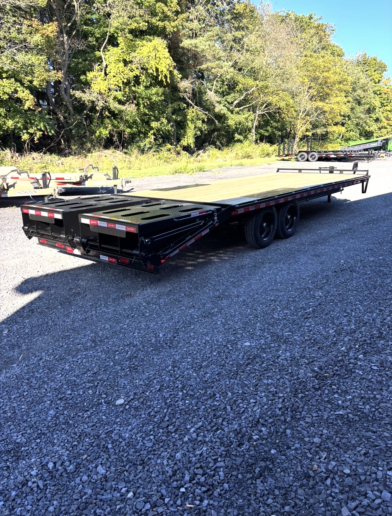 2027 Quality 102"x25' Deckover Equipment Trailer — Stock #1053 — photo 3
