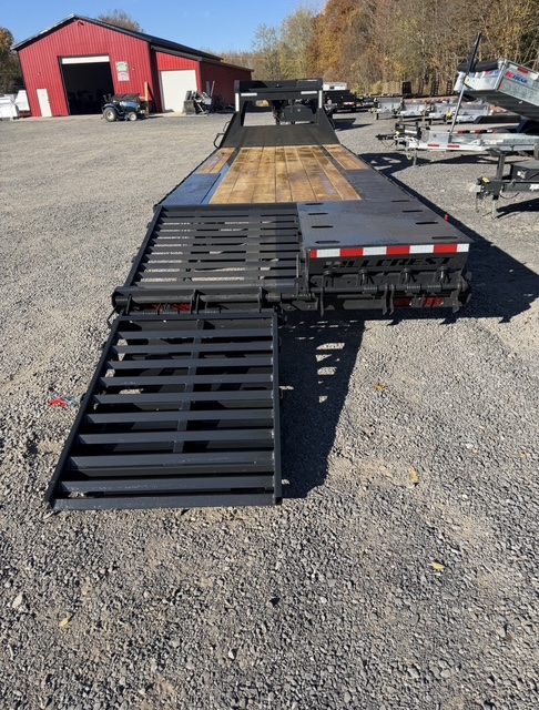2027 Hillcrest 102"x25' Gooseneck Deckover Equipment Trailer — Stock #1786 — photo 5